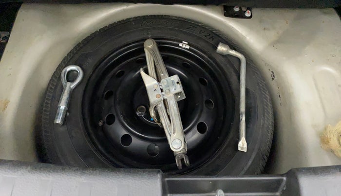 2013 Maruti Swift VXI, Petrol, Manual, 41,041 km, Spare Tyre