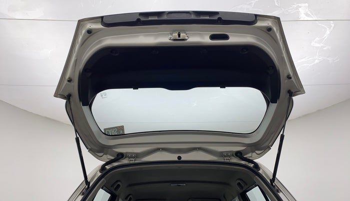 2013 Maruti Swift VXI, Petrol, Manual, 41,041 km, Boot Door Open