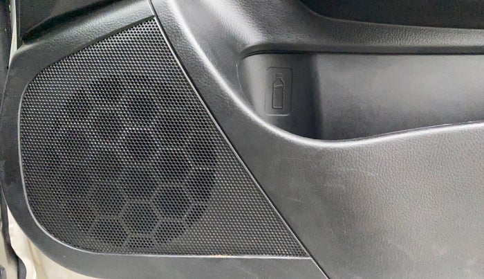 2013 Maruti Swift VXI, Petrol, Manual, 41,041 km, Speaker