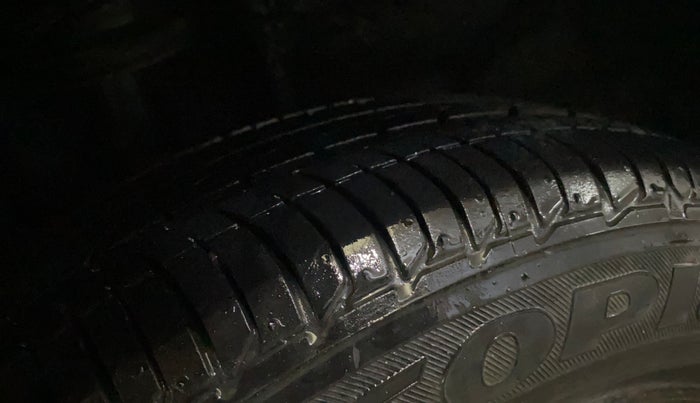 2021 Tata Tiago XT (O) PETROL, Petrol, Manual, 63,689 km, Right Rear Tyre Tread