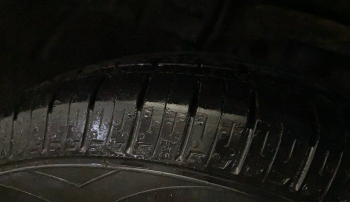 2021 Tata Tiago XT (O) PETROL, Petrol, Manual, 63,689 km, Left Front Tyre Tread