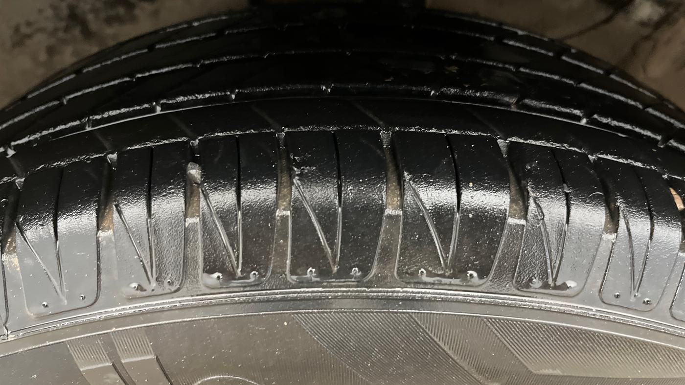 2021 KIA SONET GTX PLUS 1.5 AT, Diesel, Automatic, 99,514 km, Left Front Tyre Tread