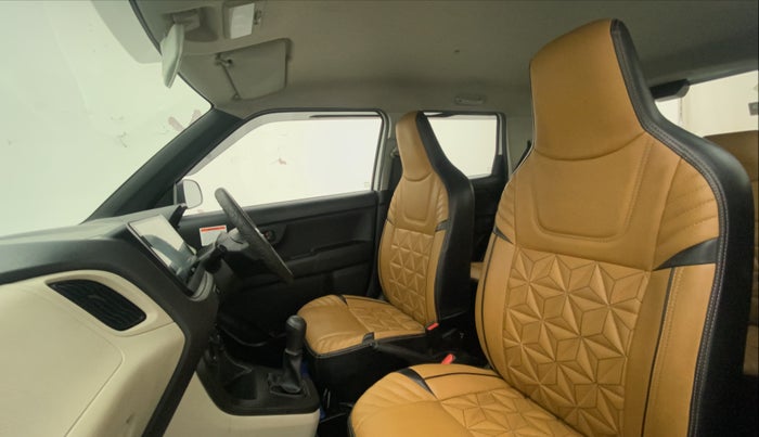 2021 Maruti New Wagon-R LXI CNG 1.0, CNG, Manual, 28,755 km, Right Side Front Door Cabin