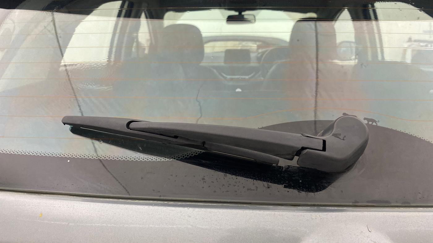 2018 Tata NEXON XZ PLUS PETROL, Petrol, Manual, 46,722 km, Rear Wiper