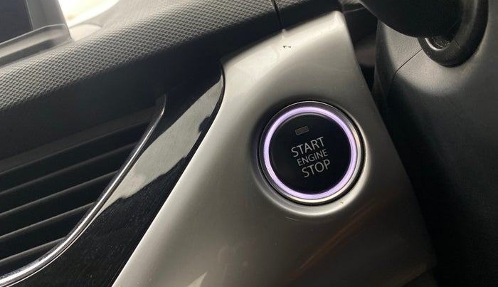 2018 Tata NEXON XZ PLUS PETROL, Petrol, Manual, 46,722 km, Keyless Start/ Stop Button