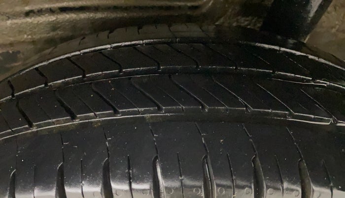 2021 Maruti New Wagon-R LXI CNG (O) 1.0, CNG, Manual, 83,545 km, Left Rear Tyre Tread