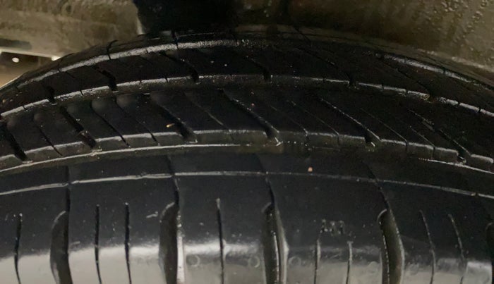 2021 Maruti New Wagon-R LXI CNG (O) 1.0, CNG, Manual, 83,545 km, Right Rear Tyre Tread