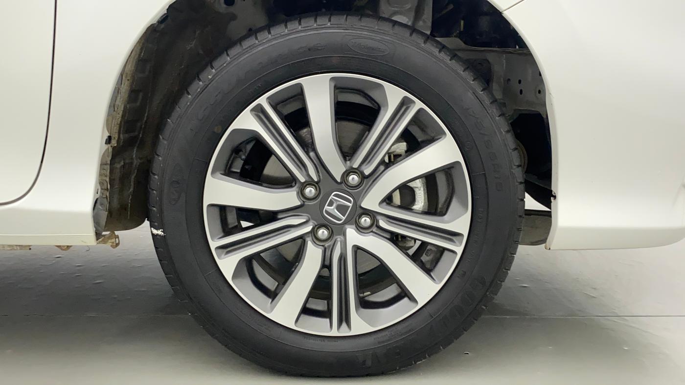 2022 Honda City 1.5L I-VTEC V MT 4TH GEN, Petrol, Manual, 14,215 km, Right Front Wheel