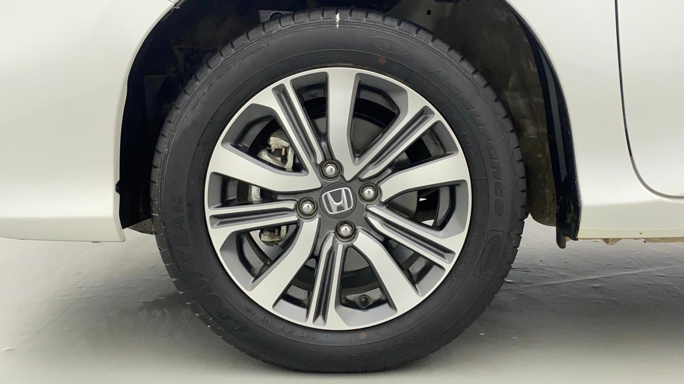 2022 Honda City 1.5L I-VTEC V MT 4TH GEN, Petrol, Manual, 14,215 km, Left Front Wheel