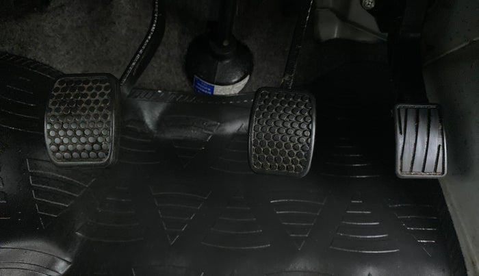 2021 Maruti Eeco 5 STR CNG WITH AC PLUSHTR, CNG, Manual, 7,555 km, Pedals