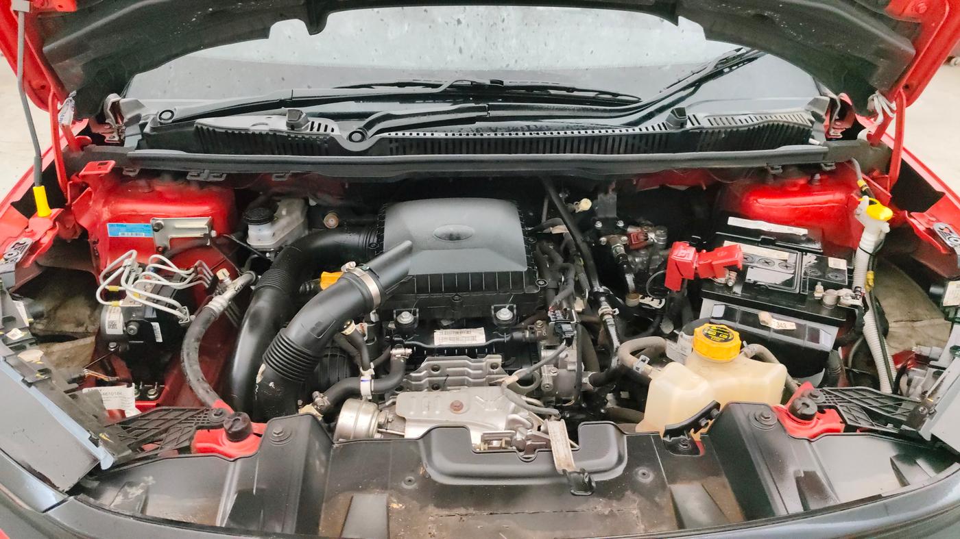 2024 Tata NEXON Creative Plus 1.2 iCNG, CNG, Manual, 10,491 km, Engine View