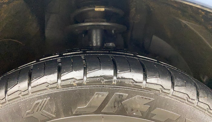 2018 Maruti Baleno ALPHA PETROL 1.2, Petrol, Manual, 64,226 km, Right Front Tyre Tread