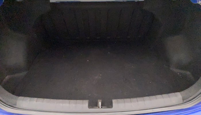 2014 Hyundai Xcent S (O) 1.2, Petrol, Manual, 51,395 km, Boot Inside