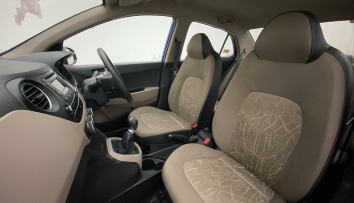 2014 Hyundai Xcent S (O) 1.2, Petrol, Manual, 51,395 km, Right Side Front Door Cabin