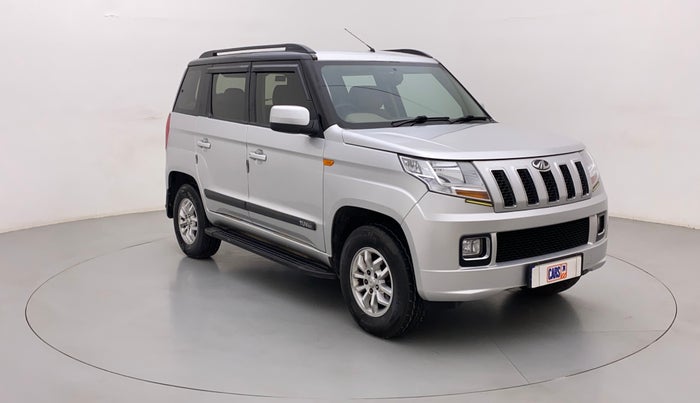 2017 Mahindra TUV300 T8, Diesel, Manual, 32,940 km, Right Front Diagonal