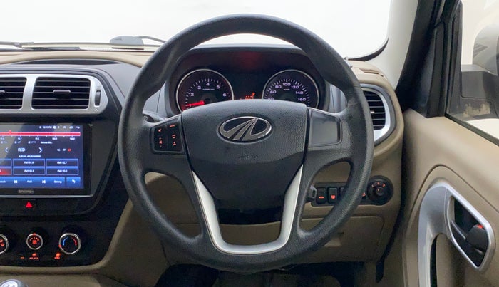 2017 Mahindra TUV300 T8, Diesel, Manual, 32,940 km, Steering Wheel Close Up