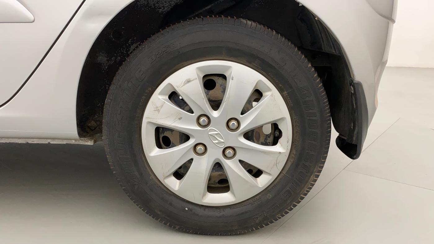 2012 Hyundai i10 SPORTZ 1.2 AT, Petrol, Automatic, 35,913 km, Left Rear Wheel