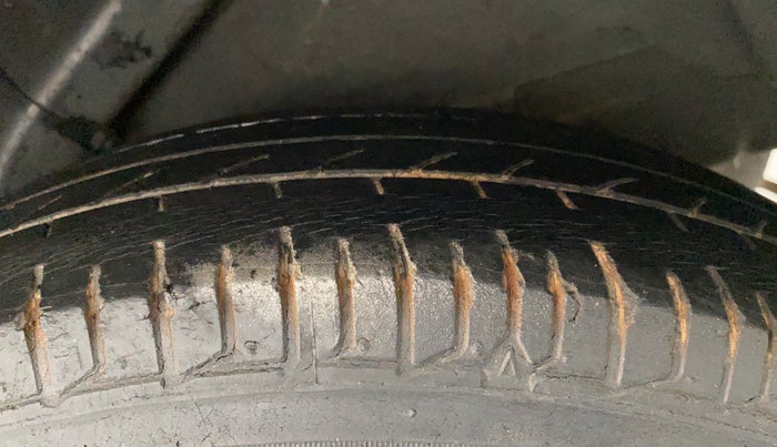 2012 Hyundai i10 SPORTZ 1.2 AT, Petrol, Automatic, 35,913 km, Left Rear Tyre Tread