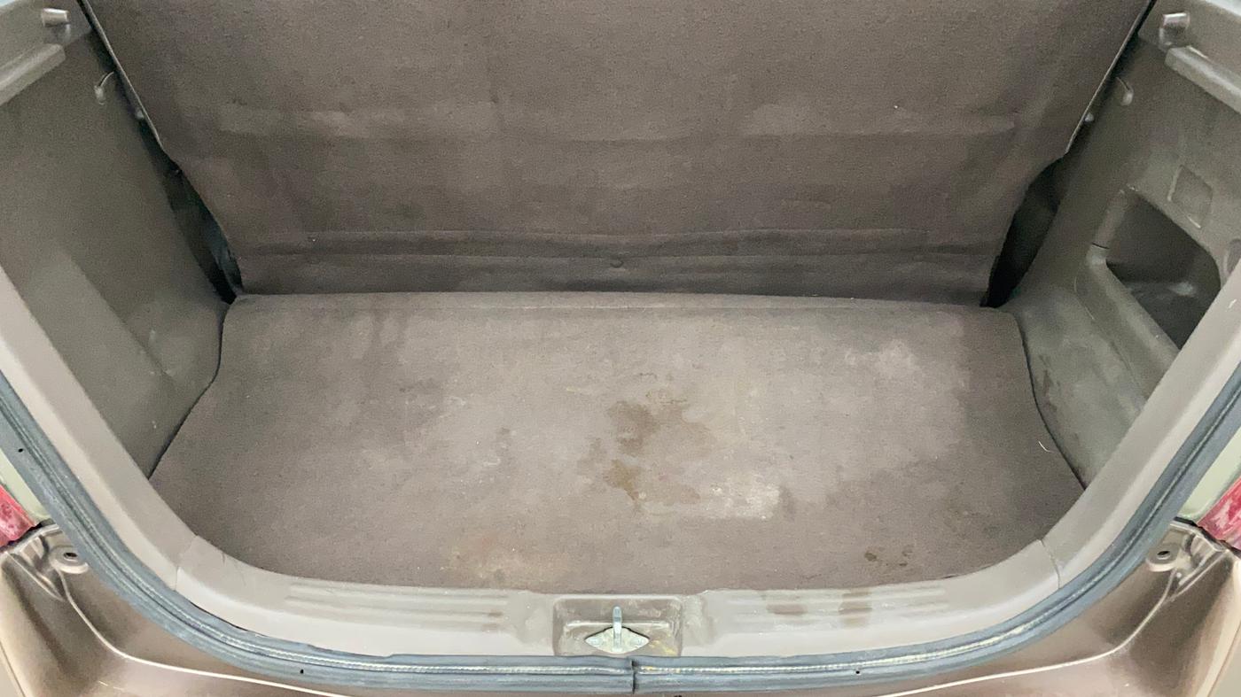 2011 Maruti Zen Estilo VXI, Petrol, Manual, 50,725 km, Boot Inside