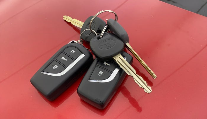 2018 Toyota YARIS J CVT, Petrol, Automatic, 1,09,463 km, Key Close Up