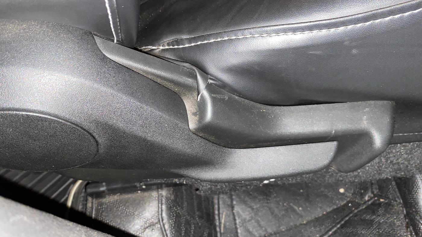 2023 Maruti Celerio ZXI, Petrol, Manual, 5,182 km, Driver Side Adjustment Panel