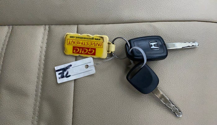 2014 Honda City 1.5L I-VTEC SV CVT, Petrol, Automatic, 73,424 km, Key Close Up