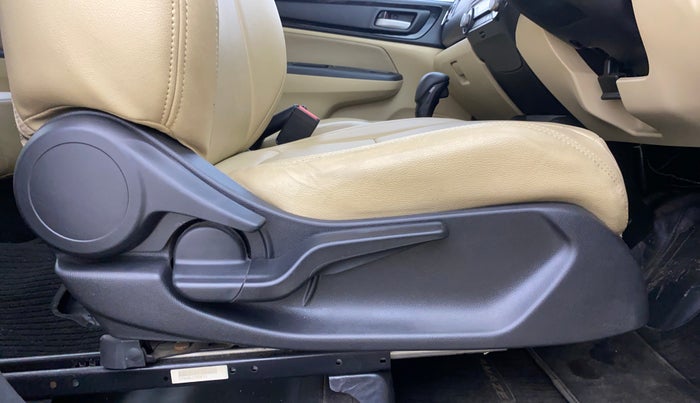 2020 Honda Amaze 1.2L I-VTEC VX CVT, Petrol, Automatic, 39,835 km, Driver Side Adjustment Panel