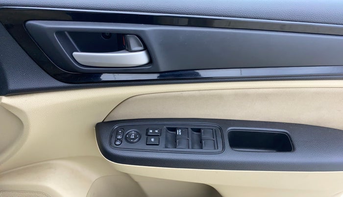 2020 Honda Amaze 1.2L I-VTEC VX CVT, Petrol, Automatic, 39,835 km, Driver Side Door Panels Control