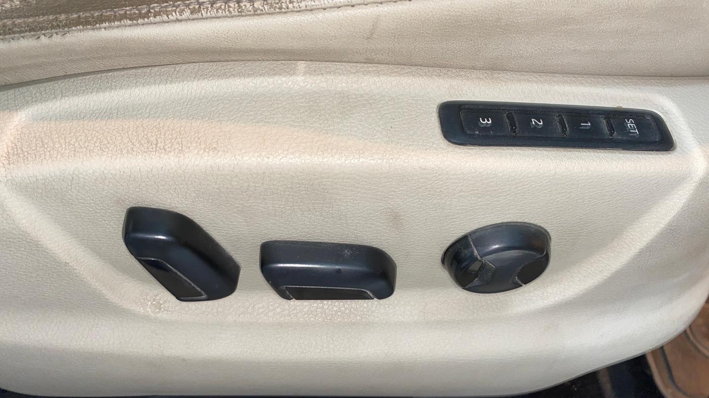 2019 Skoda Octavia 2.0 TDI CR STYLE AT, Diesel, Automatic, 47,250 km, Driver Side Adjustment Panel
