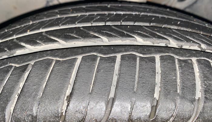 2019 Skoda Octavia 2.0 TDI CR STYLE AT, Diesel, Automatic, 47,250 km, Left Front Tyre Tread