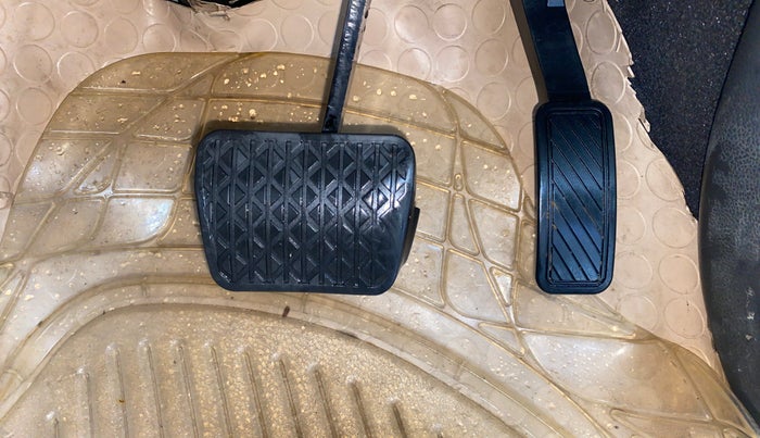 2016 Ford New Figo TITANIUM 1.5 PETROL AT, Petrol, Automatic, 51,020 km, Pedals