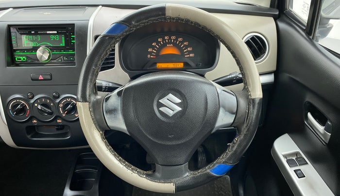 2013 Maruti Wagon R 1.0 LXI CNG, CNG, Manual, 75,865 km, Steering Wheel Close Up
