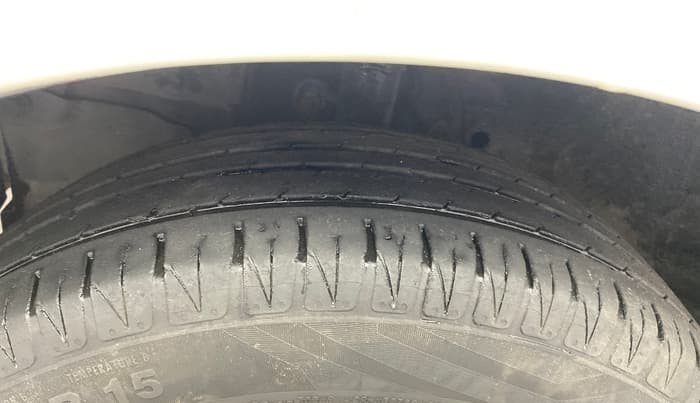 2014 Honda City 1.5L I-VTEC SV, Petrol, Manual, 86,742 km, Left Front Tyre Tread