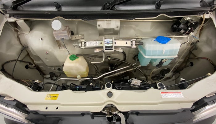 2018 Maruti Eeco 5 STR WITH A/C+HTR CNG, CNG, Manual, 17,383 km, Open Bonet