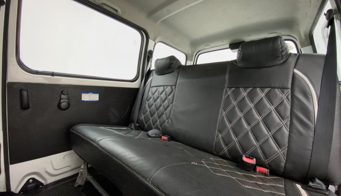 2018 Maruti Eeco 5 STR WITH A/C+HTR CNG, CNG, Manual, 17,383 km, Right Side Rear Door Cabin