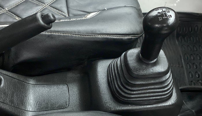 2018 Maruti Eeco 5 STR WITH A/C+HTR CNG, CNG, Manual, 17,383 km, Gear Lever