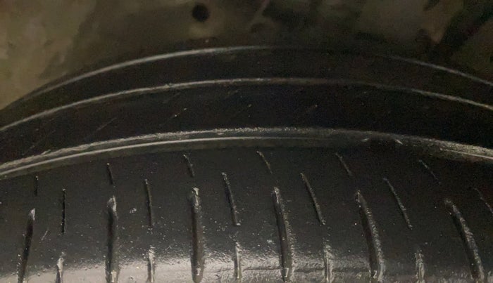 2018 Honda Amaze 1.5L I-DTEC VX, Diesel, Manual, 29,472 km, Right Front Tyre Tread