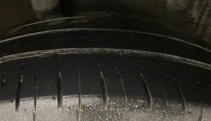 2018 Honda Amaze 1.5L I-DTEC VX, Diesel, Manual, 29,472 km, Right Rear Tyre Tread