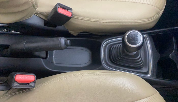 2018 Honda Amaze 1.5L I-DTEC VX, Diesel, Manual, 29,472 km, Gear Lever