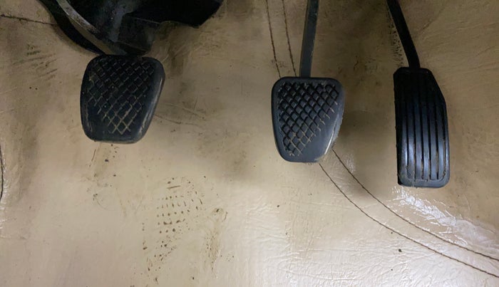 2014 Honda Amaze 1.2L I-VTEC S, Petrol, Manual, 1,28,271 km, Pedals