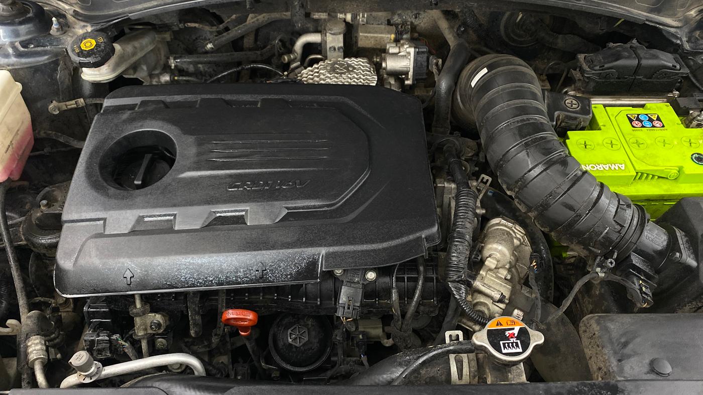 2022 KIA SELTOS HTK 1.5 DIESEL, Diesel, Manual, 1,23,910 km, Engine View