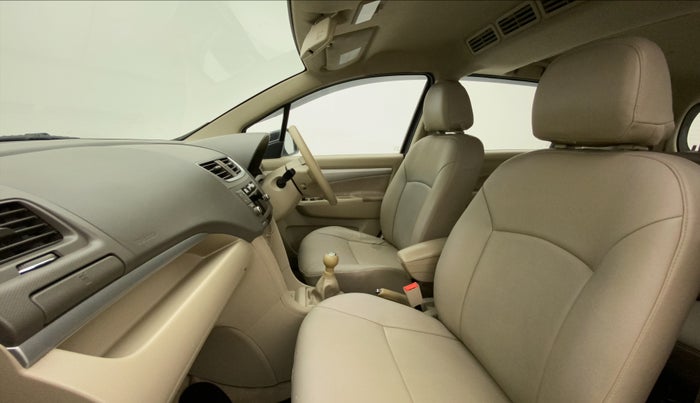 2014 Maruti Ertiga ZDI, Diesel, Manual, 95,942 km, Right Side Front Door Cabin