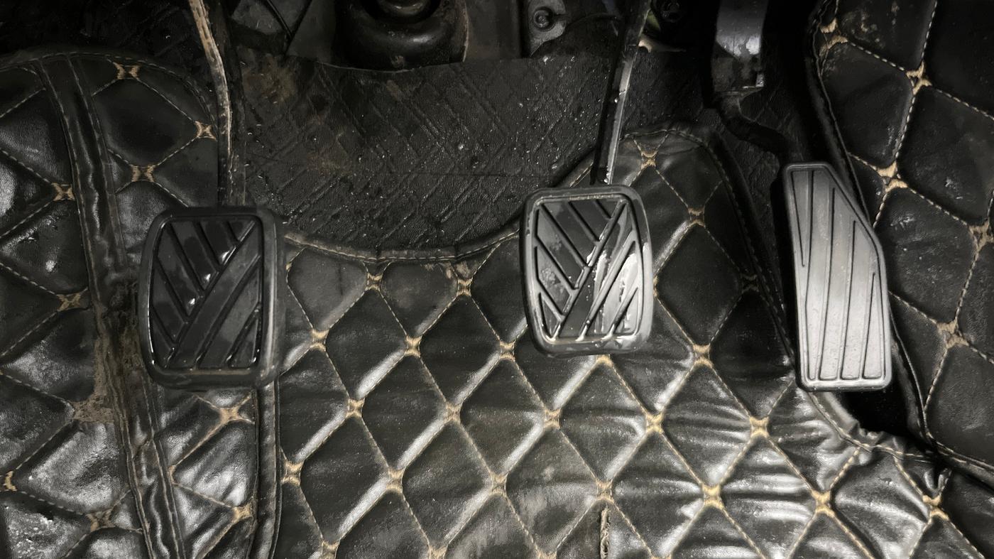 2022 Maruti IGNIS SIGMA 1.2, Petrol, Manual, 53,471 km, Pedals