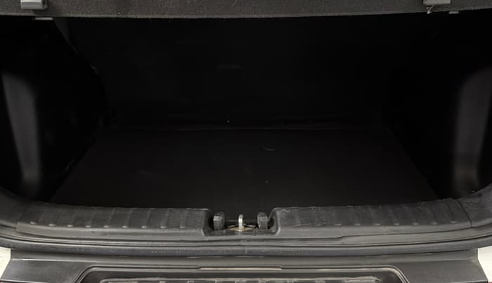 2022 KIA SONET HTK PLUS 1.2, Petrol, Manual, 72,720 km, Boot Inside