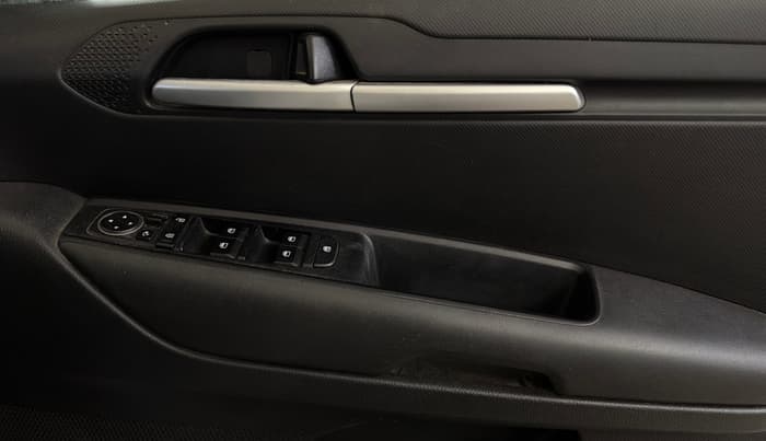 2022 KIA SONET HTK PLUS 1.2, Petrol, Manual, 72,720 km, Driver Side Door Panels Control