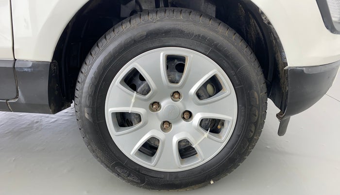 2019 Ford Ecosport 1.5AMBIENTE TI VCT, Petrol, Manual, 30,144 km, Right Front Wheel