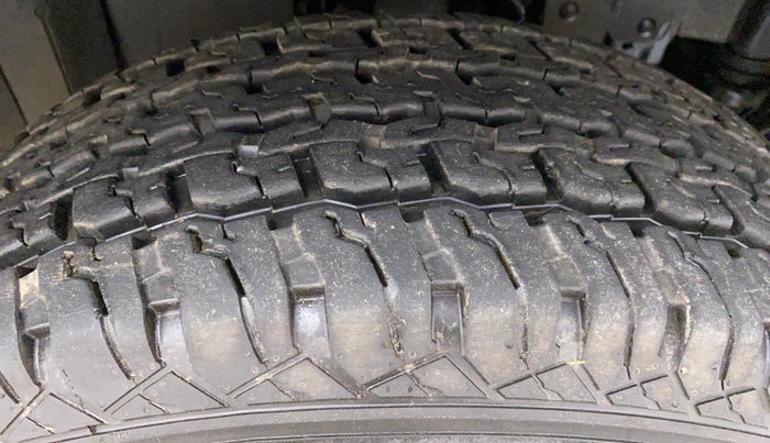 2021 Mahindra Thar LX PETROL HT 4WD AT, Petrol, Automatic, 5,145 km, Right Front Tyre Tread