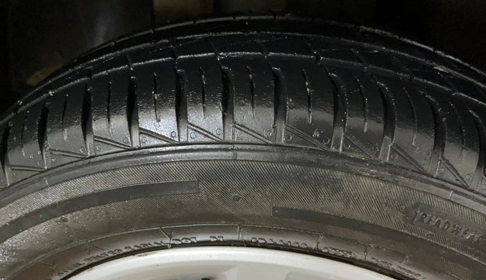 2023 Renault Kwid RXT 1.0 AMT, Petrol, Automatic, 17,253 km, Left Front Tyre Tread