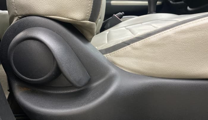 2015 Nissan Micra Active XV, Petrol, Manual, 72,739 km, Driver Side Adjustment Panel