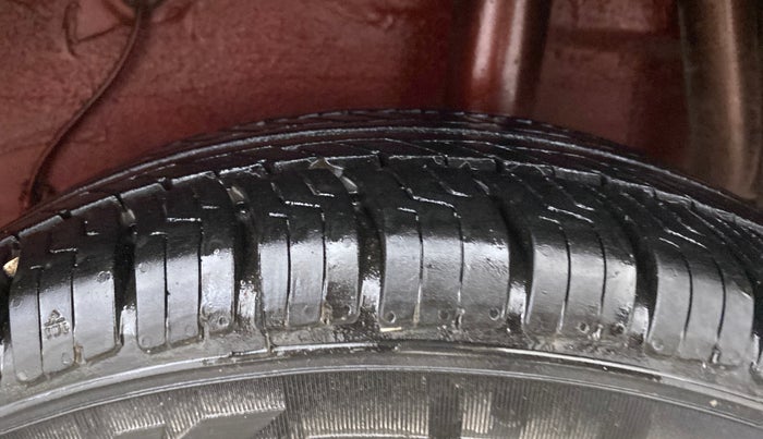 2016 Maruti Celerio ZXI AMT, Petrol, Automatic, 51,323 km, Left Rear Tyre Tread